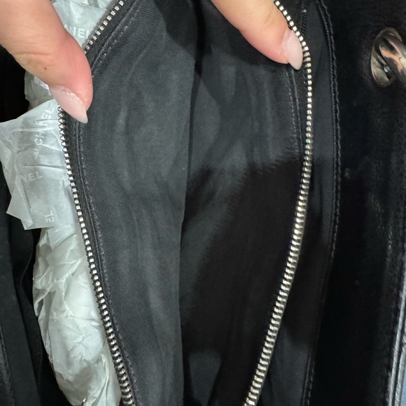 CHANEL GST Chain Tote Black Caviar - Picture 12 of 13